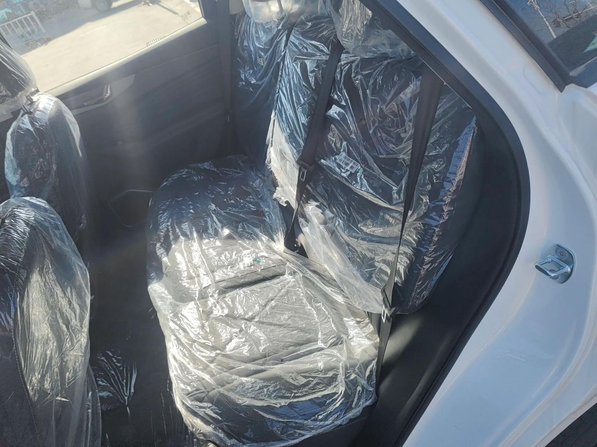 Cowin Kunlun 2025 1.5T Peak Edition 5 Seats — миниатюра 20