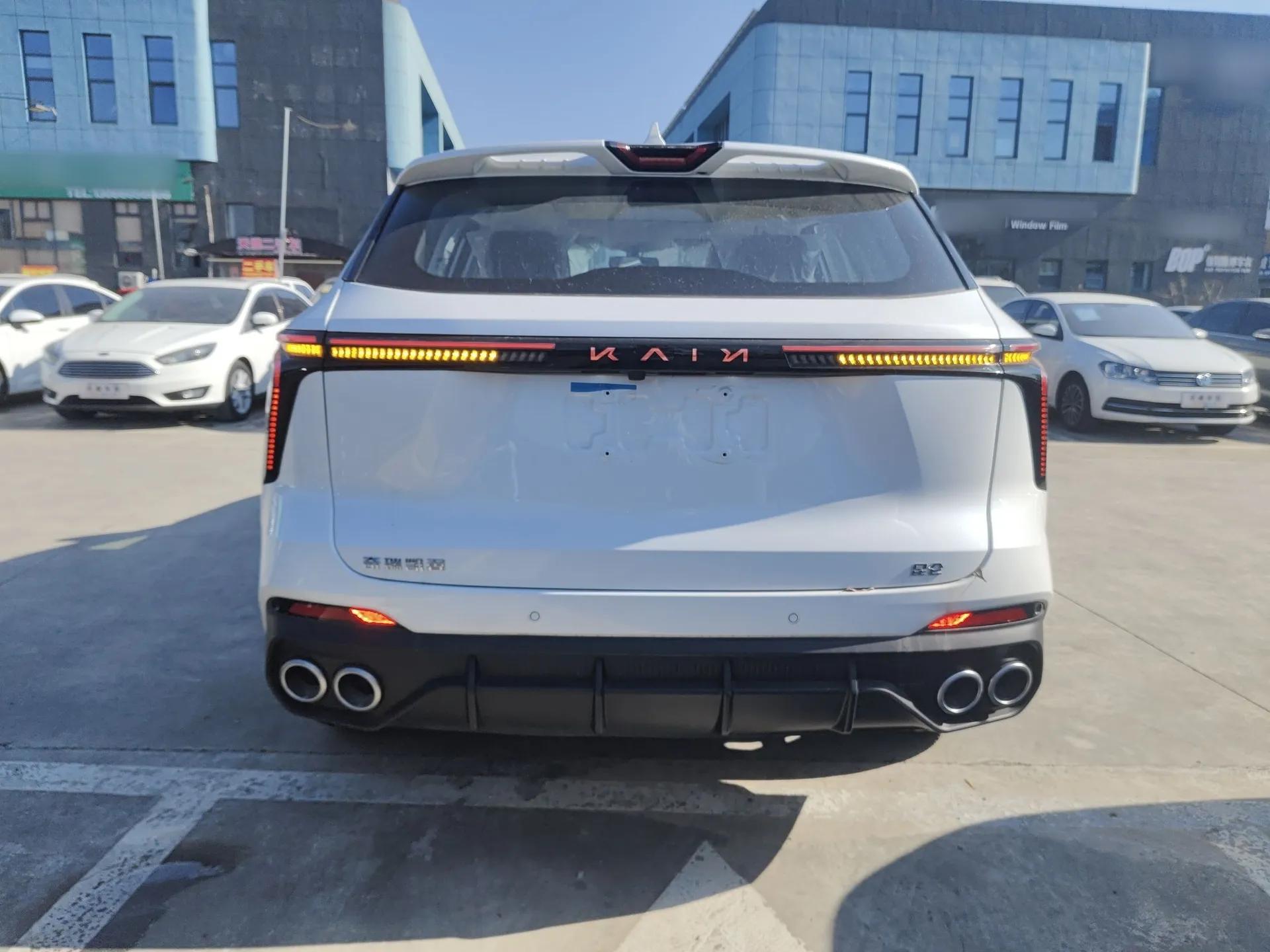 Cowin Kunlun 2025 1.5T Peak Edition 5 Seats — миниатюра 5