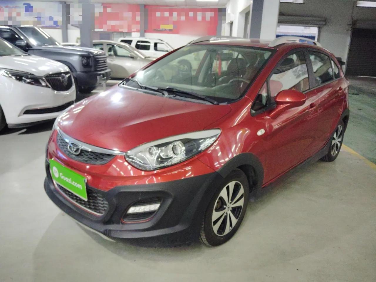 Cowin C3R 2015 1.5L AMT Gold Diamond Edition — миниатюра 1