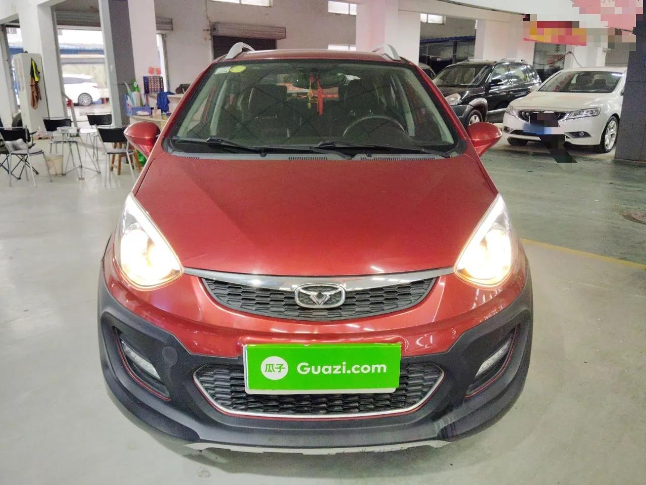 Cowin C3R 2015 1.5L AMT Gold Diamond Edition — миниатюра 2