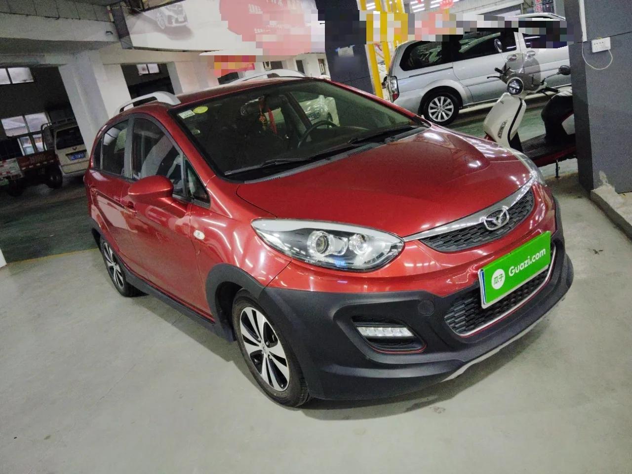 Cowin C3R 2015 1.5L AMT Gold Diamond Edition — миниатюра 3