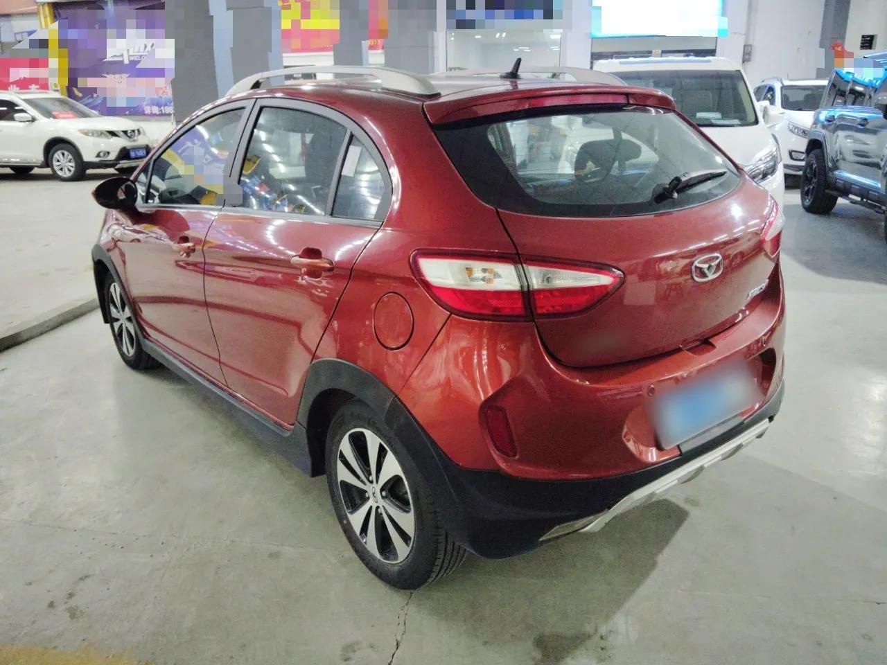 Cowin C3R 2015 1.5L AMT Gold Diamond Edition — миниатюра 4