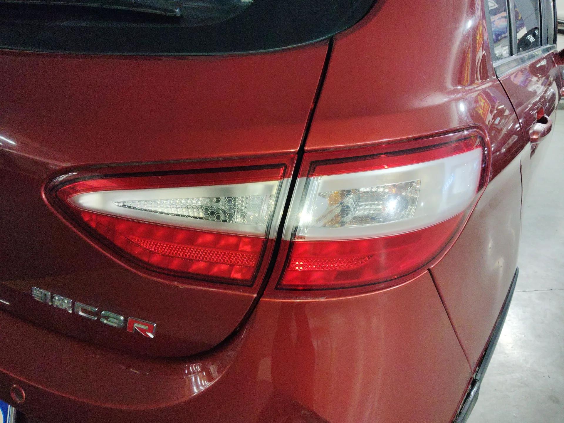 Cowin C3R 2015 1.5L AMT Gold Diamond Edition — миниатюра 7