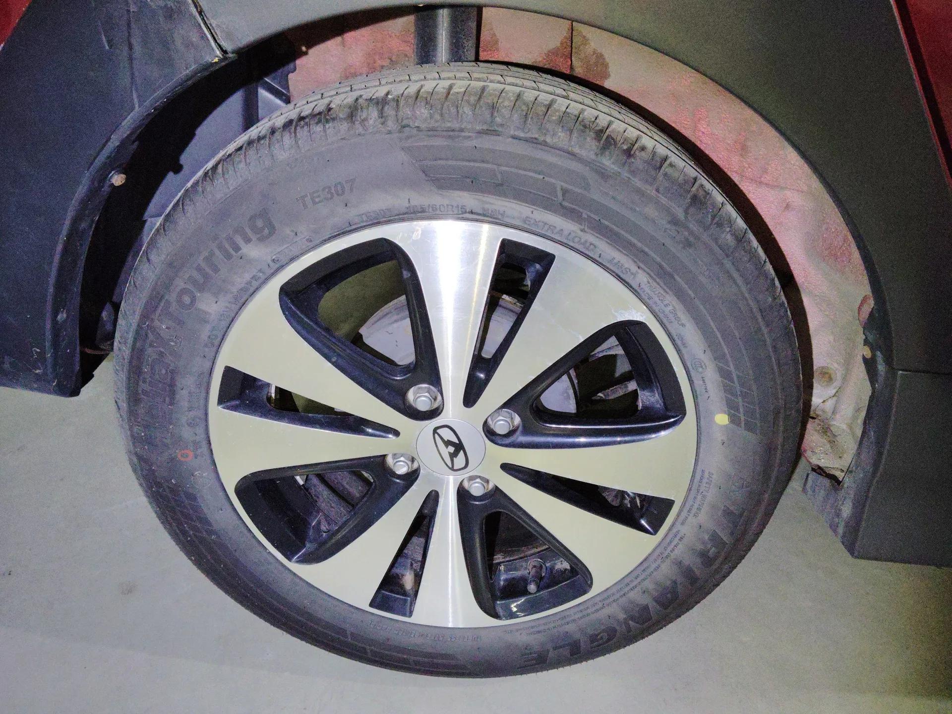 Cowin C3R 2015 1.5L AMT Gold Diamond Edition — миниатюра 10