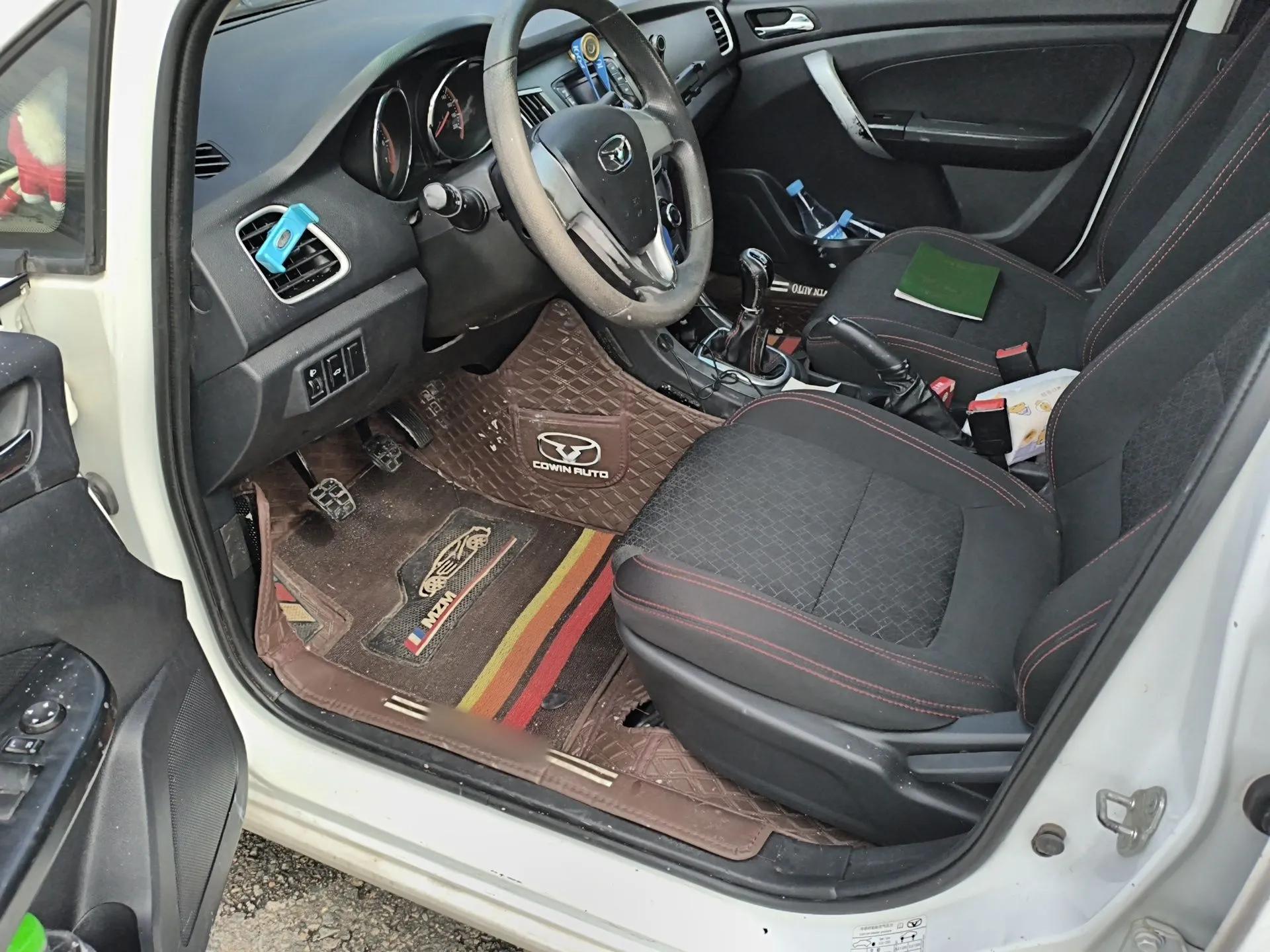 Cowin C3R 2015 1.5L Manual Yellow Diamond Edition — миниатюра 17
