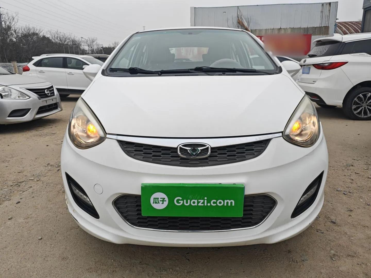 Cowin C3R 2015 1.5L AMT Gold Diamond Edition — миниатюра 2