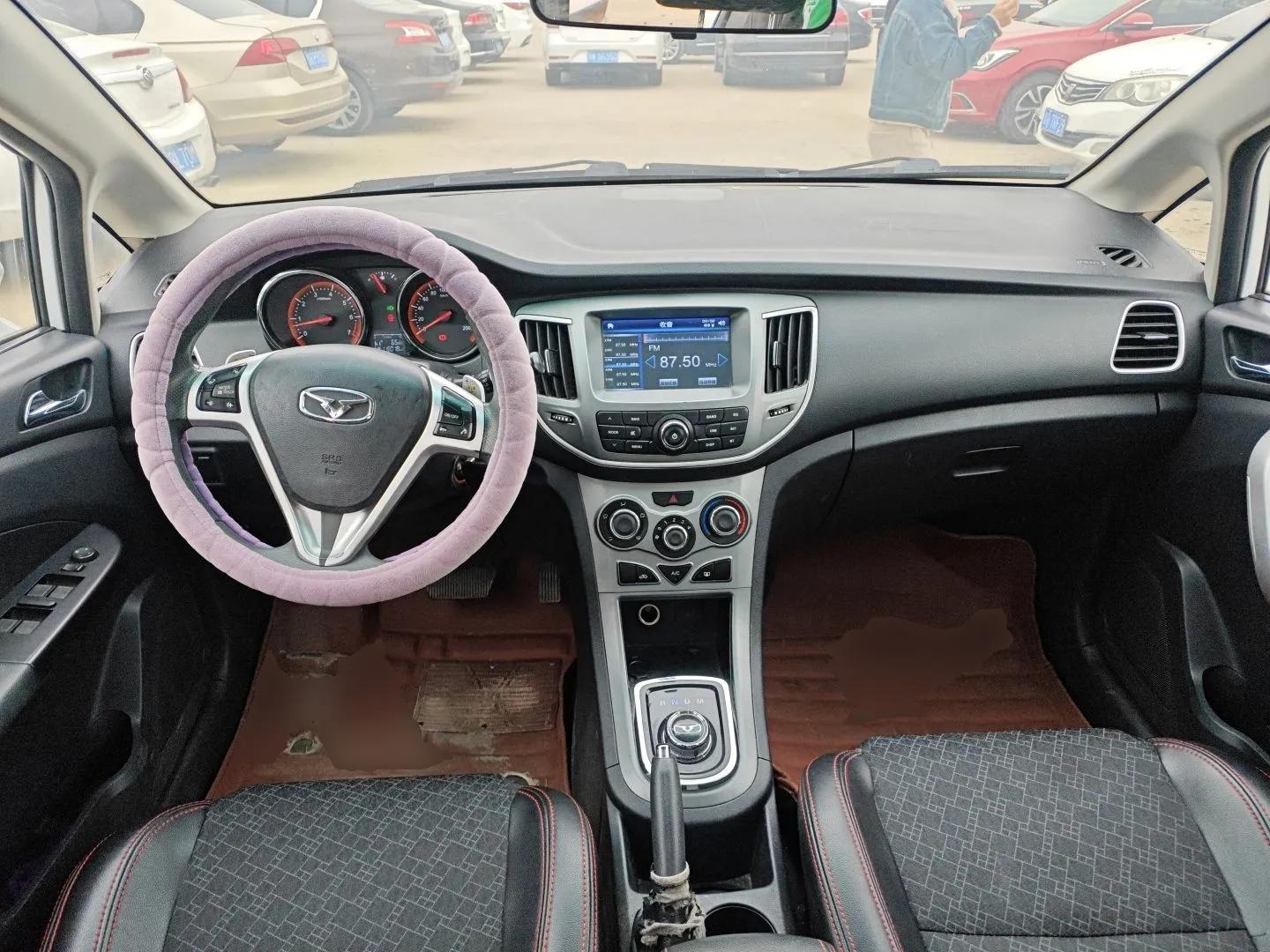 Cowin C3R 2015 1.5L AMT Gold Diamond Edition — миниатюра 13