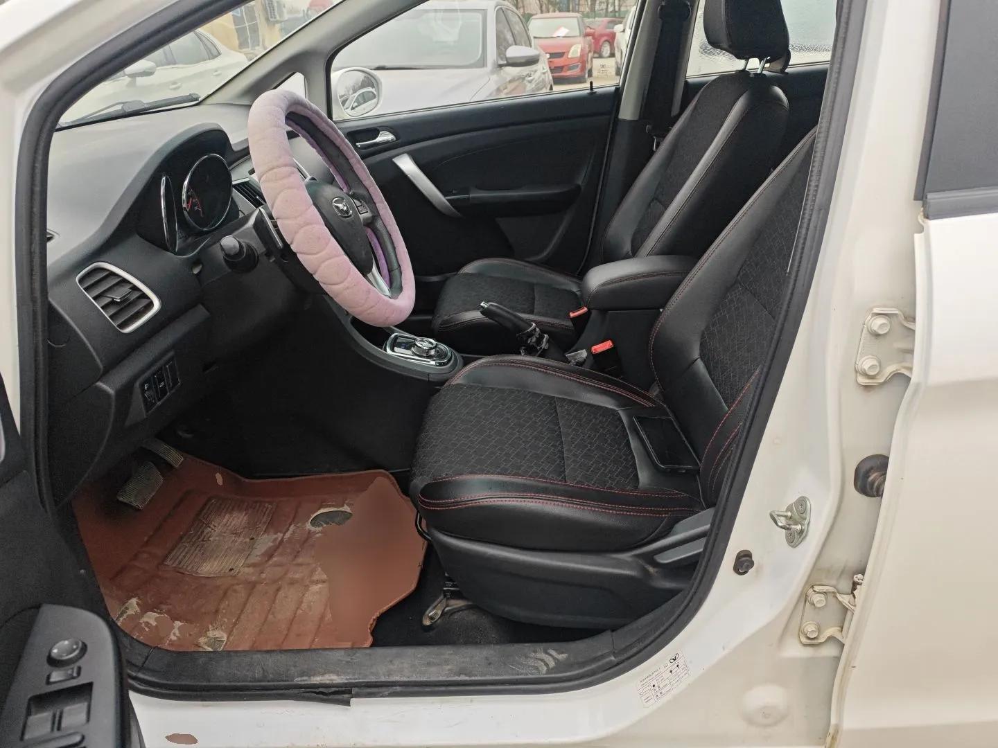 Cowin C3R 2015 1.5L AMT Gold Diamond Edition — миниатюра 18