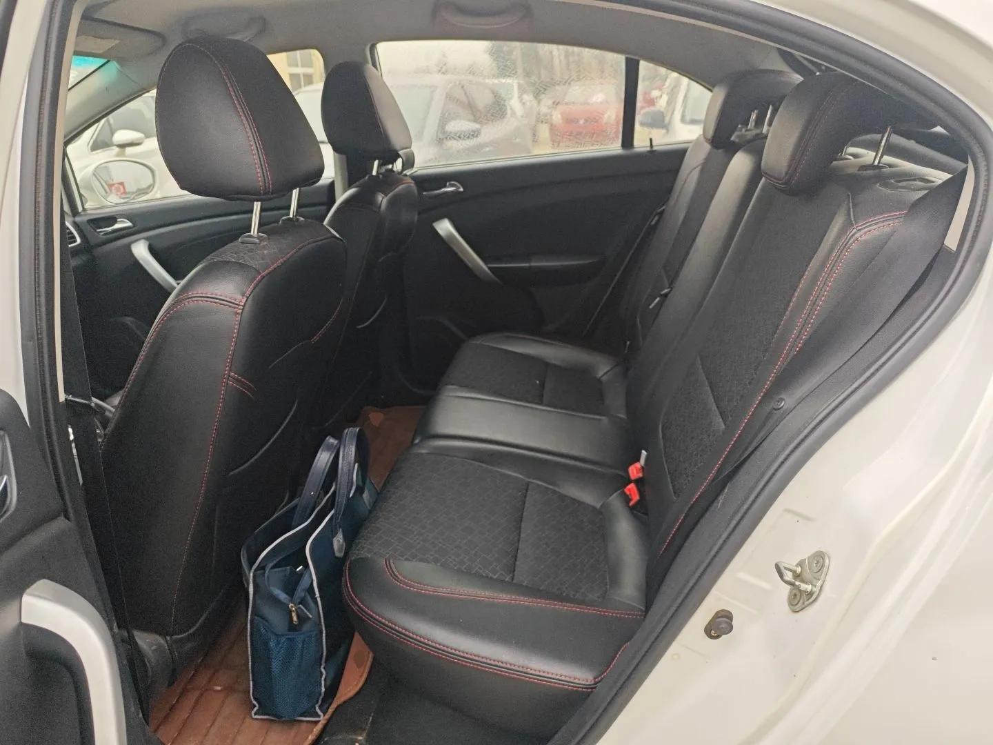 Cowin C3R 2015 1.5L AMT Gold Diamond Edition — миниатюра 20