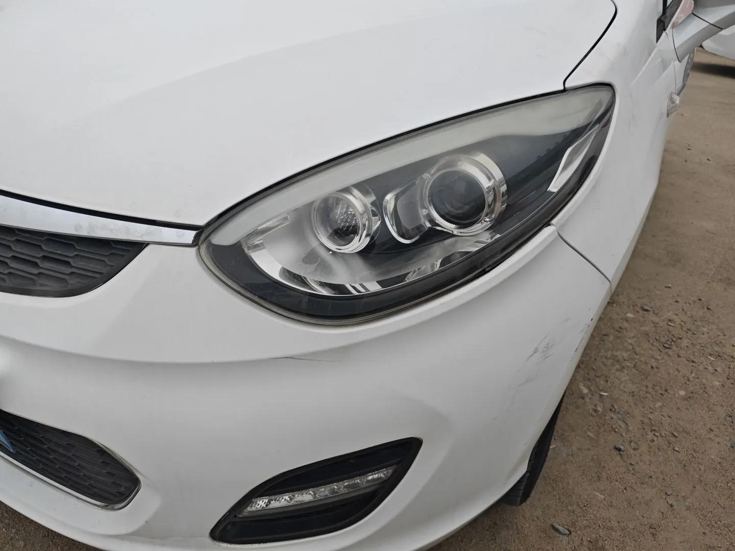 Cowin C3R 2015 1.5L AMT Gold Diamond Edition — миниатюра 9