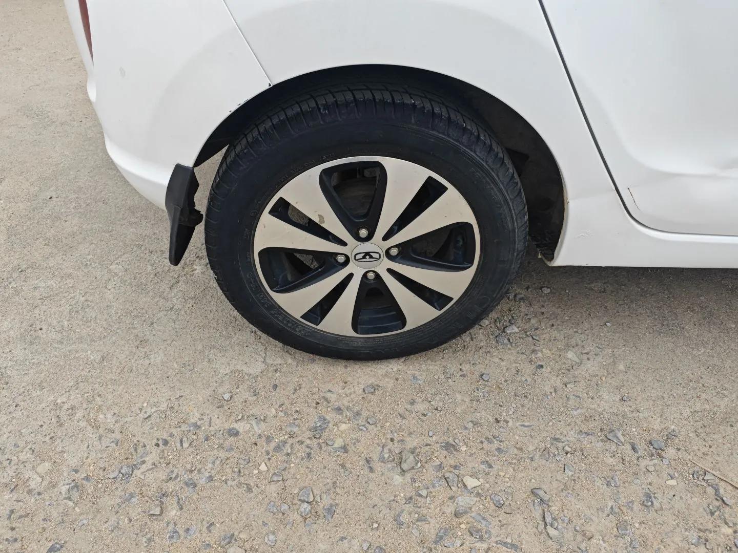 Cowin C3R 2015 1.5L AMT Gold Diamond Edition — миниатюра 10