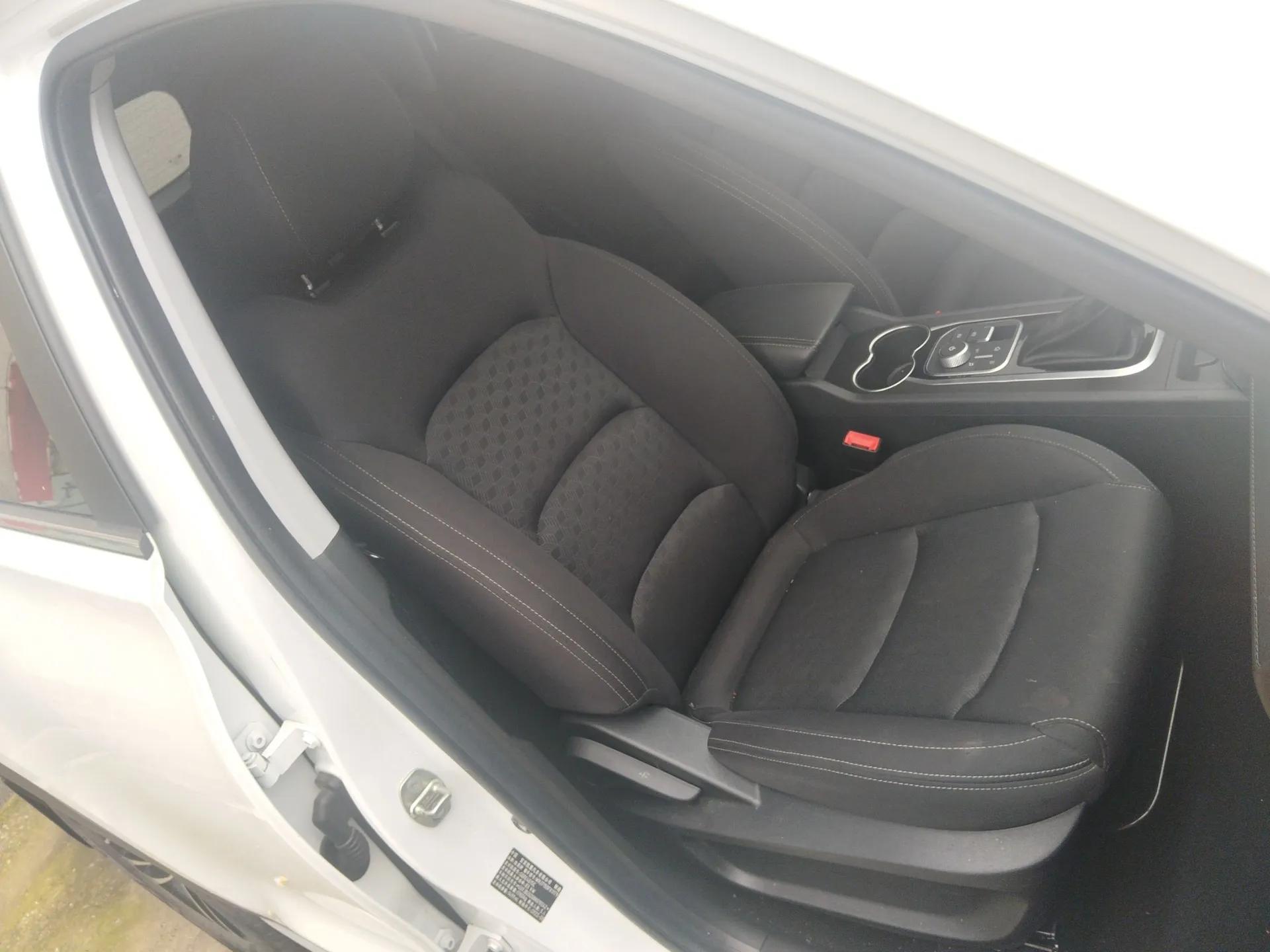 Cowin Xuanjie 2021 1.5L CVT Enjoyment Edition — миниатюра 23