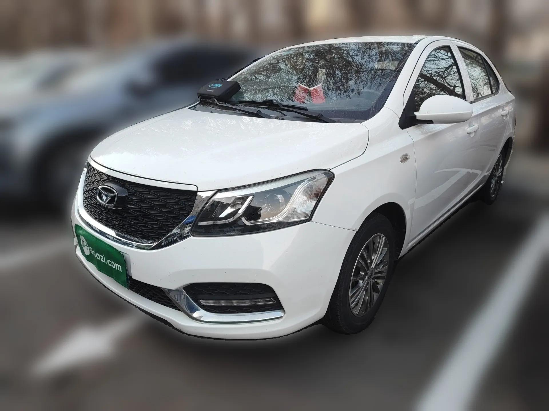 Cowin E3 2018 1.5L Manual Luxury Model — миниатюра 1