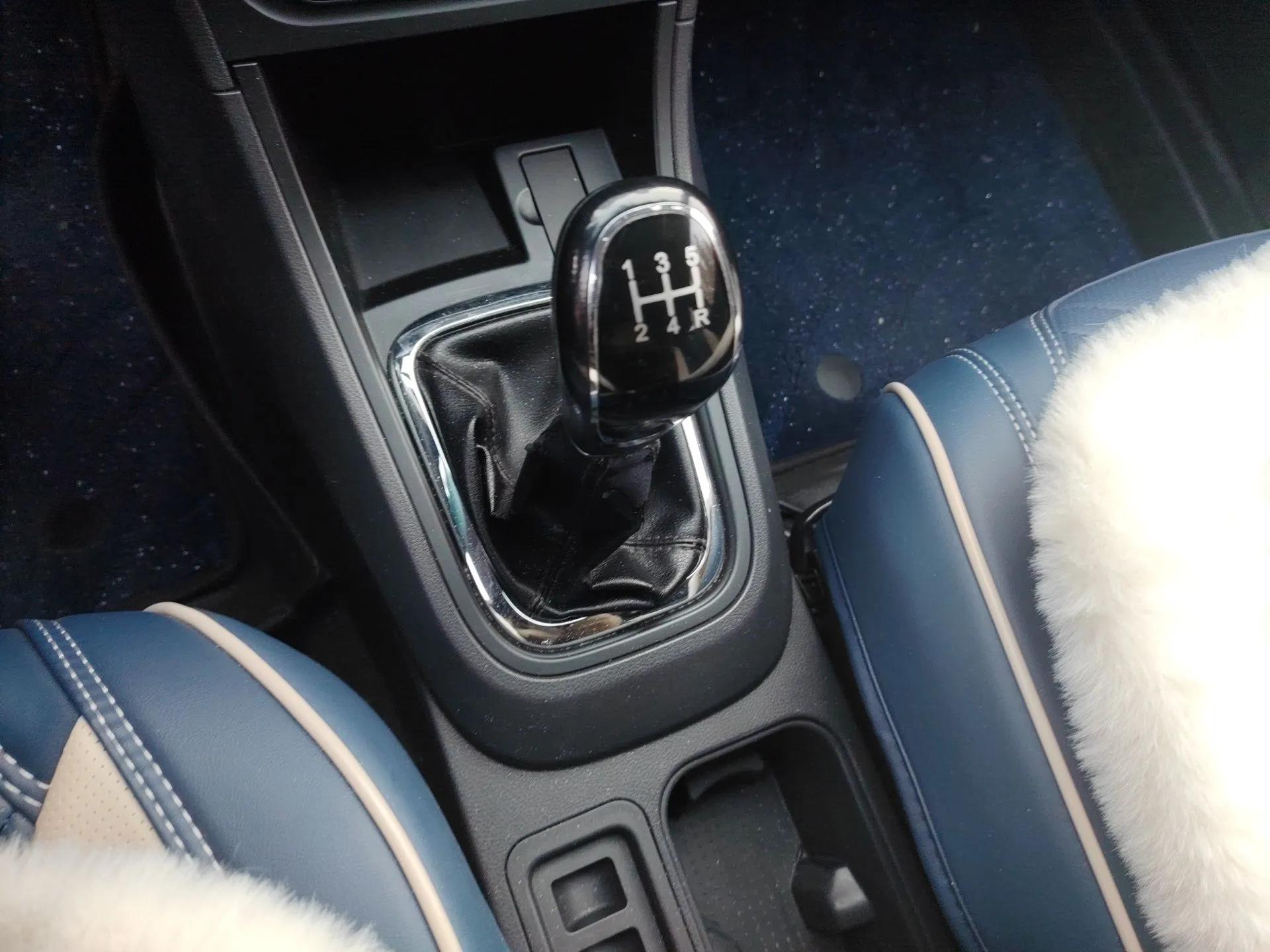 Cowin E3 2018 1.5L Manual Luxury Model — миниатюра 15