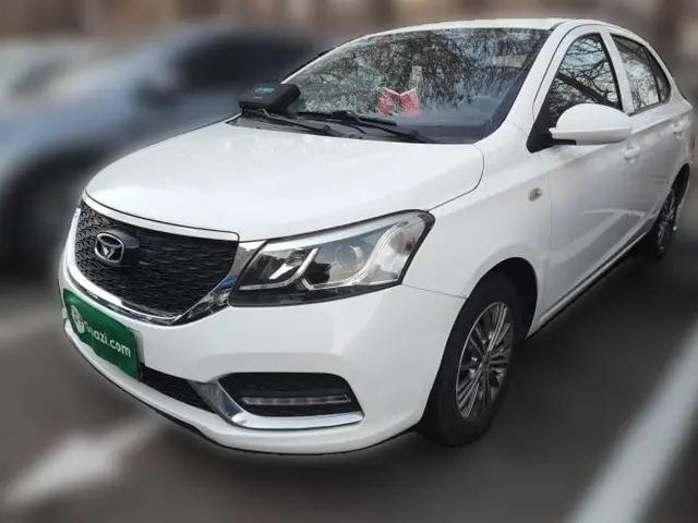 Cowin E3 2018 1.5L Manual Luxury Model