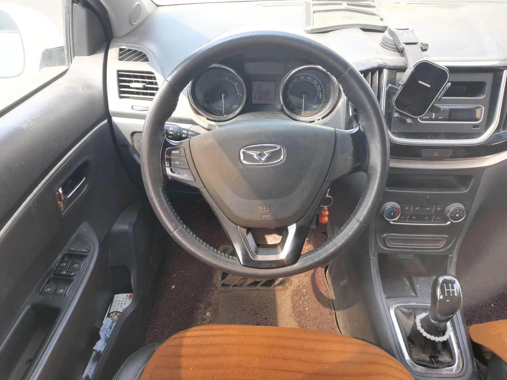 Cowin E3 2018 1.5L Manual Luxury Model — миниатюра 11