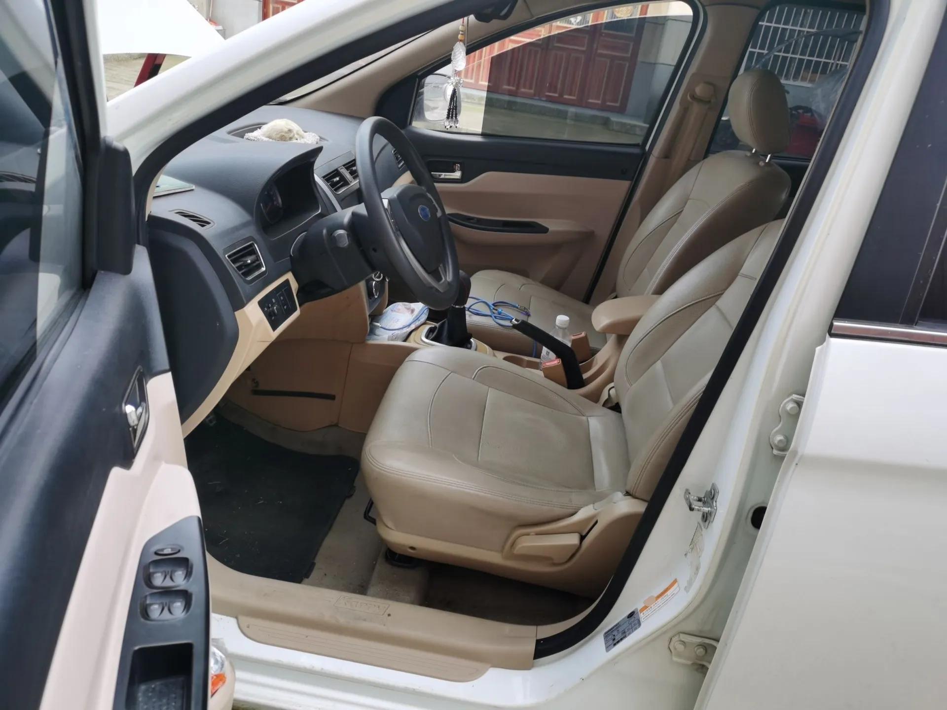 Karry K50 2015 1.5L Manual Luxury Model — миниатюра 16