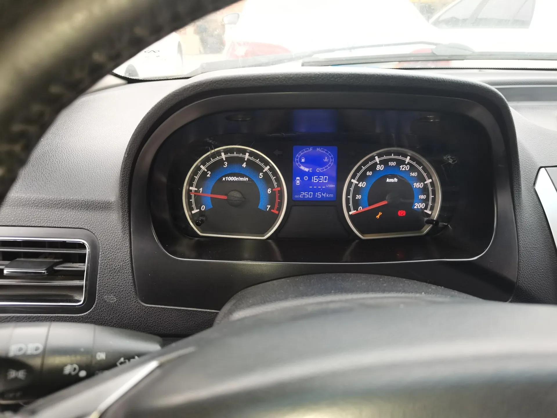 Karry K50 2016 K50S 1.5L Manual Comfort Model — миниатюра 12
