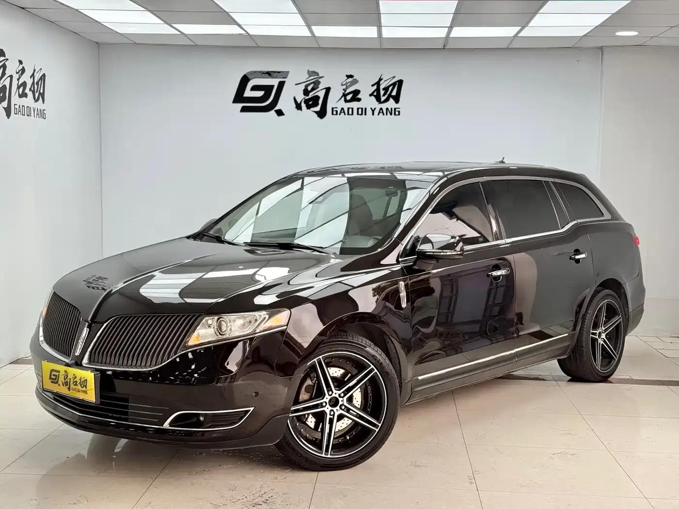 2010 Lincoln MKT 3.5T EcoBoost AWD — миниатюра 1
