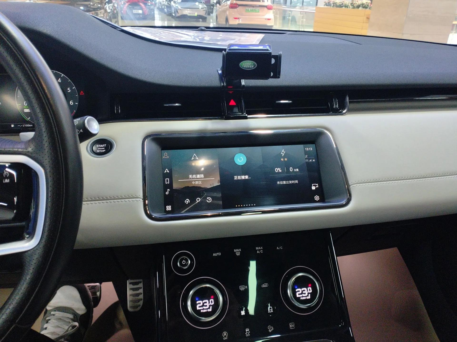 Land Rover Range Evoque New Energy 2023 Aurora L P300e Plug-in Hybrid Electric Version — миниатюра 16