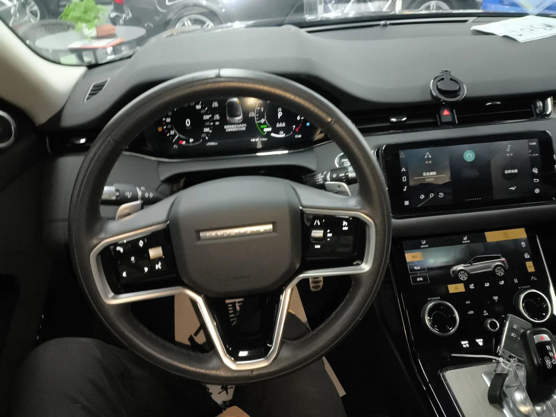 Land Rover Range Evoque New Energy 2021 Aurora L P300e Luxury Edition — миниатюра 20