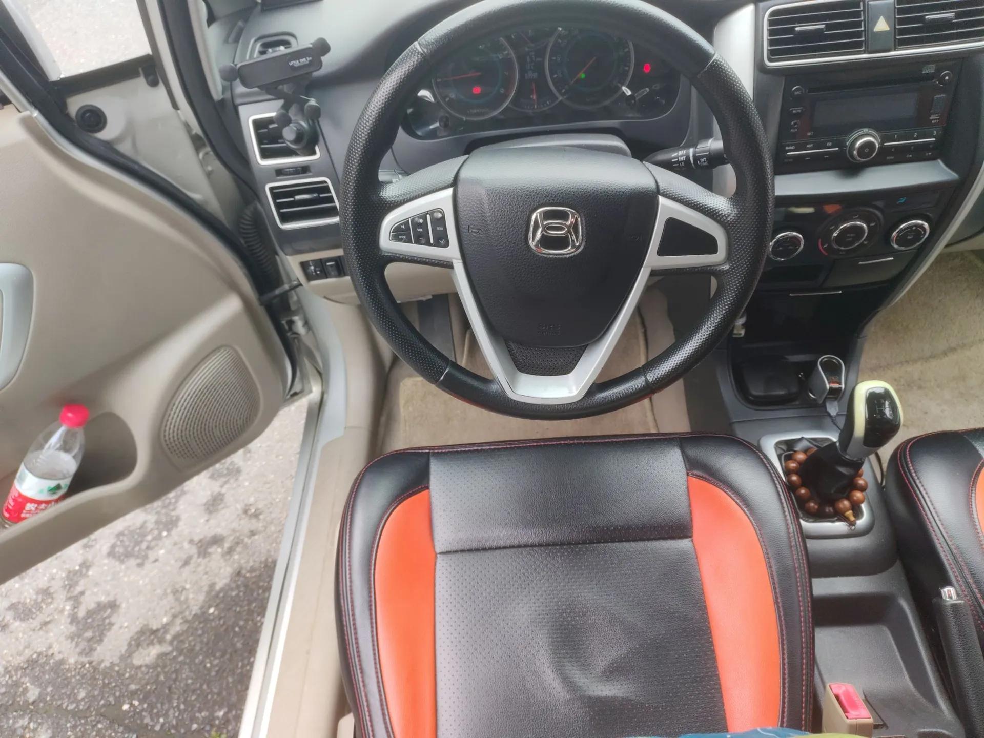 Suzuki Liana A6 2016 Sedan 1.4L Manual Enjoyment Model — миниатюра 11