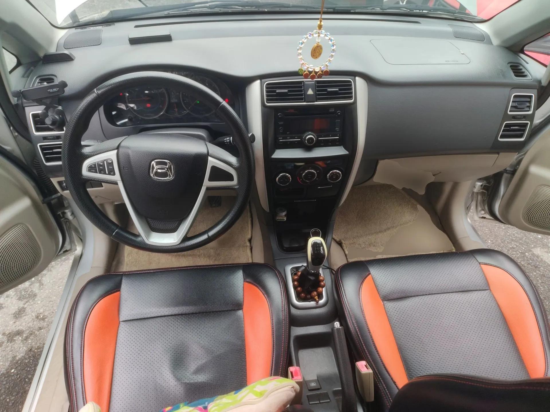 Suzuki Liana A6 2016 Sedan 1.4L Manual Enjoyment Model — миниатюра 10