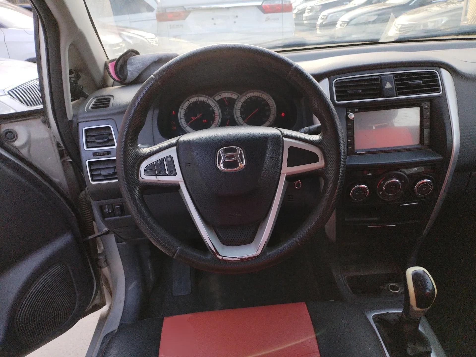 Suzuki Liana A6 2015 Hatchback 1.4L Manual Enjoyment Model — миниатюра 11