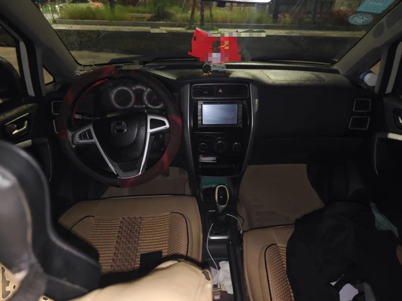 Suzuki Liana A6 2015 Hatchback 1.4L Manual Enjoyment Model — миниатюра 10