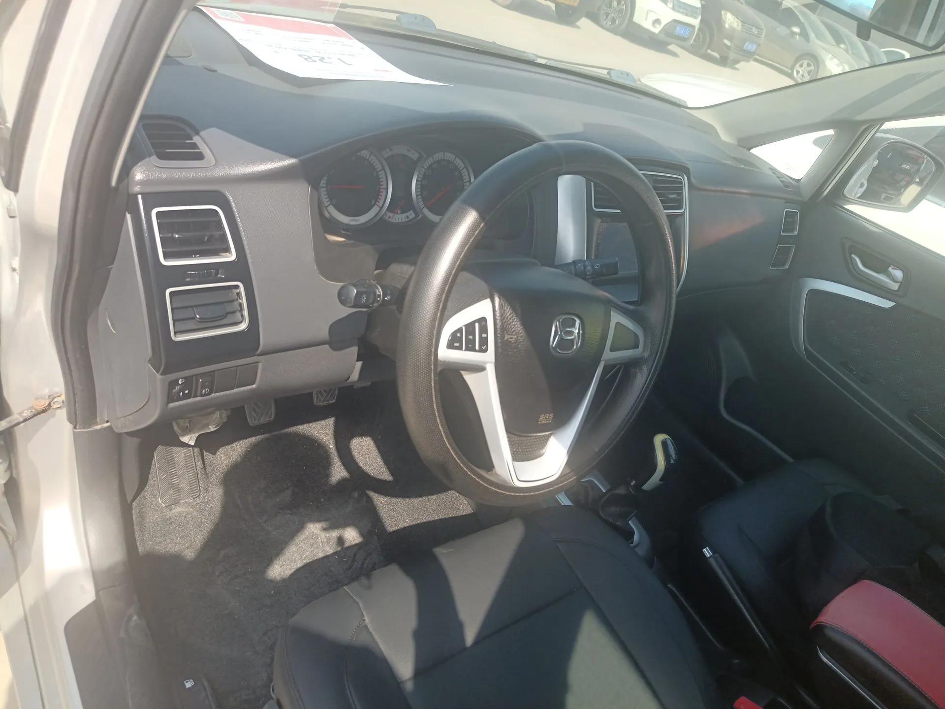 Suzuki Liana A6 2014 Hatchback 1.4L Manual Enjoyment Model — миниатюра 13
