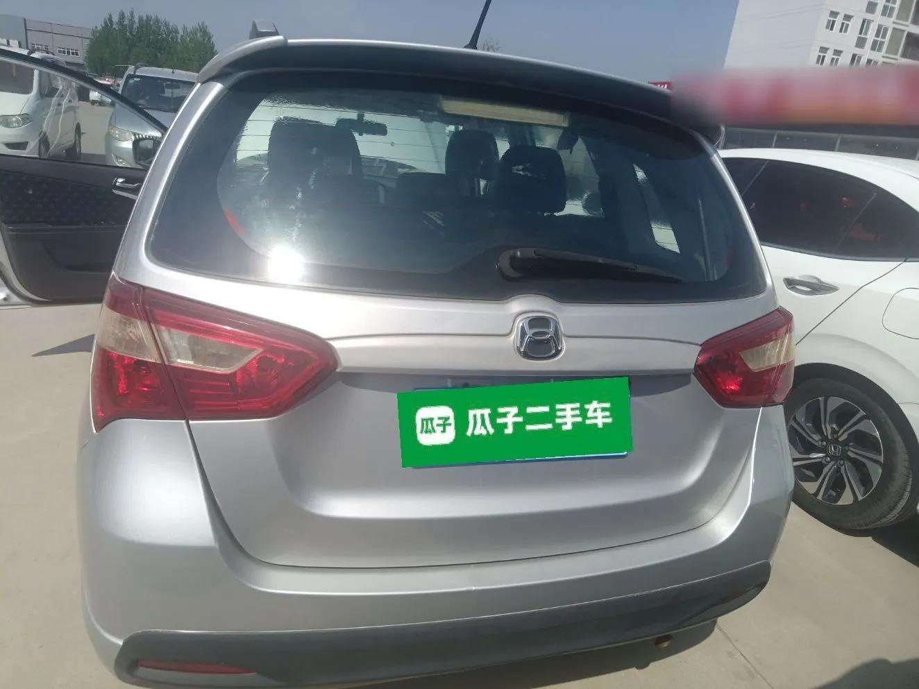 Suzuki Liana A6 2014 Hatchback 1.4L Manual Enjoyment Model — миниатюра 22