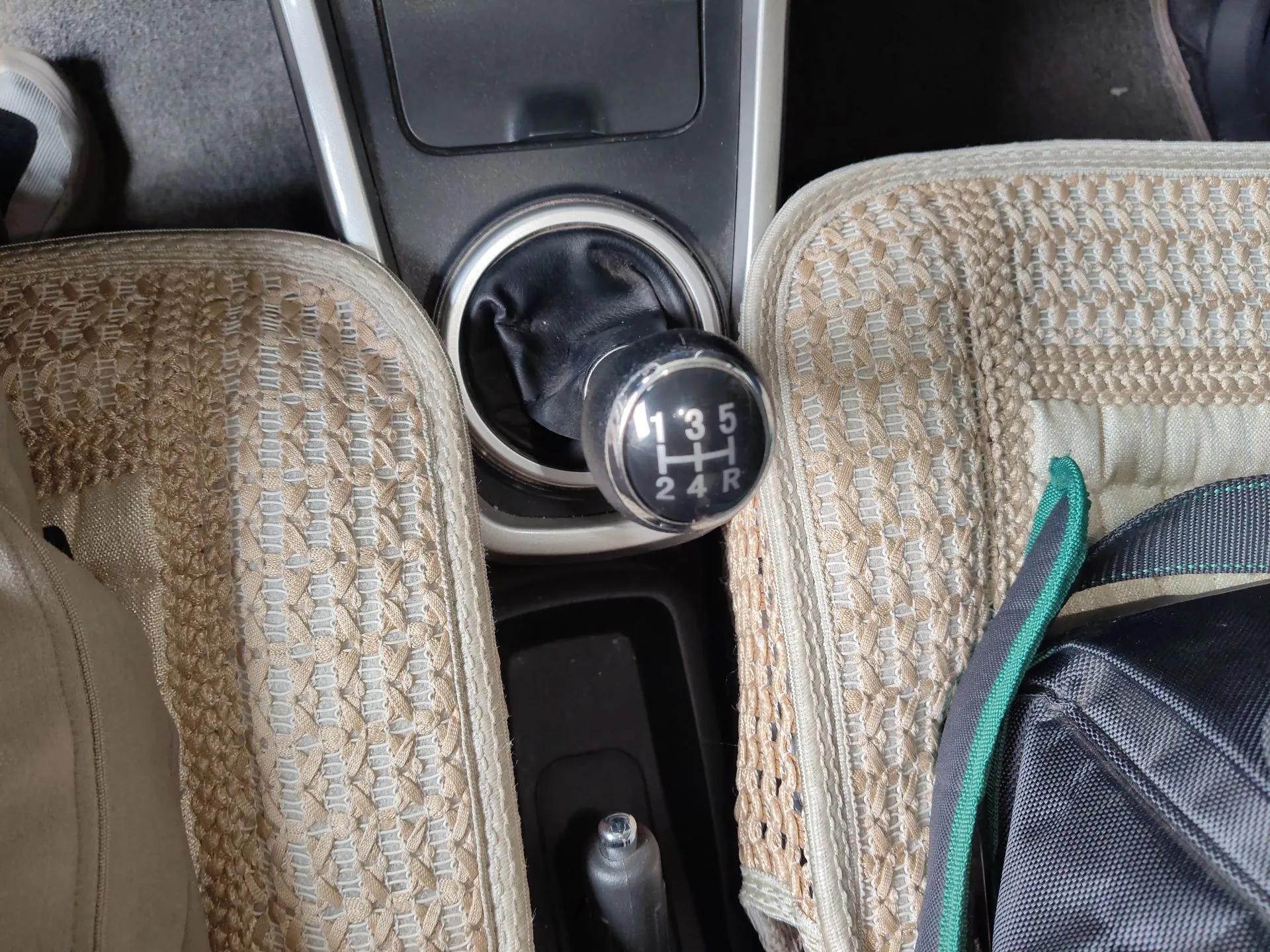 Suzuki Wagon R X5 2015 1.4L Flagship Model China V Standard — миниатюра 15