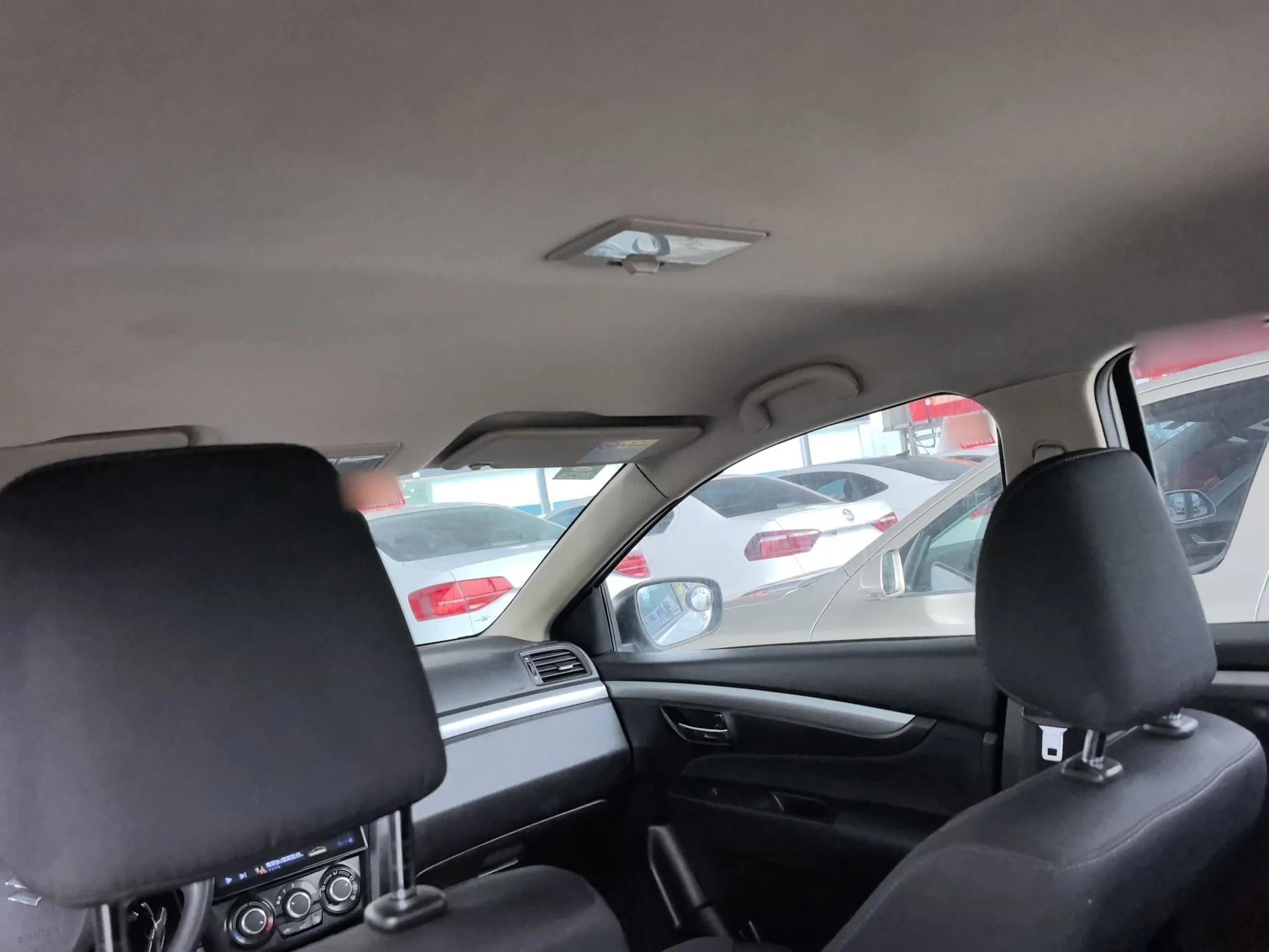 Suzuki Alivio 2015 1.6L Automatic Comfort Model — миниатюра 20
