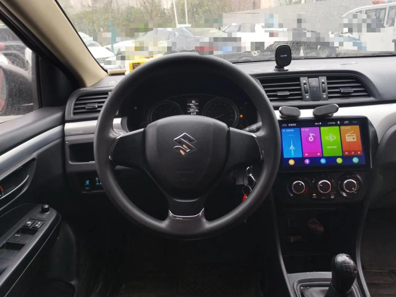 Suzuki Alivio  — миниатюра 11