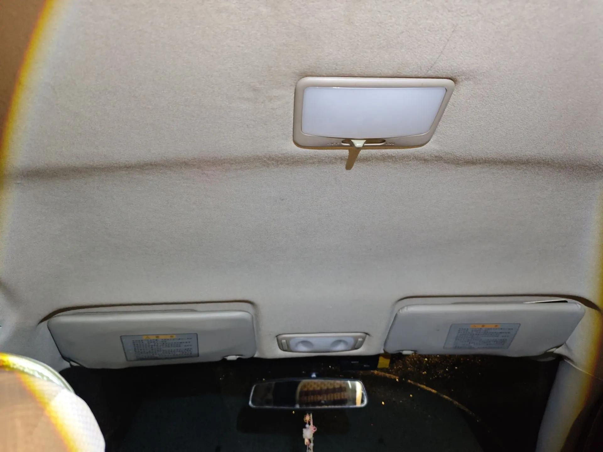 Suzuki Liana 2012 Hatchback 1.4L Manual Economy Model — миниатюра 19