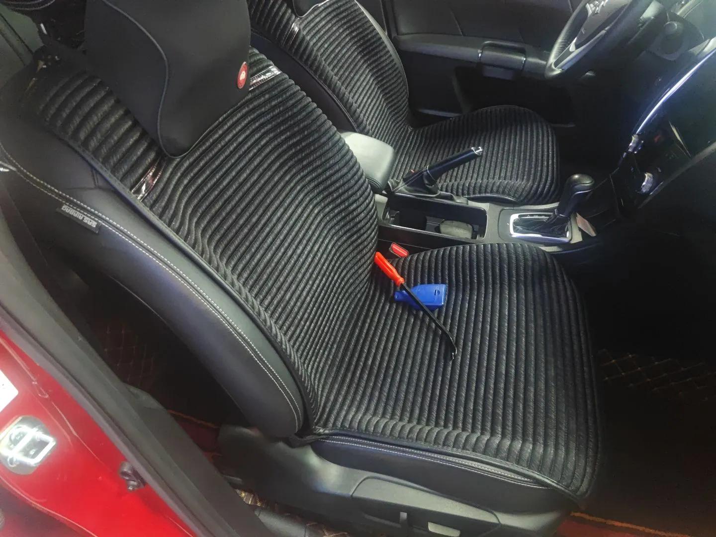 Suzuki Kizashi 2011 2.4L Two-Wheel Drive Sport with Navigation — миниатюра 23