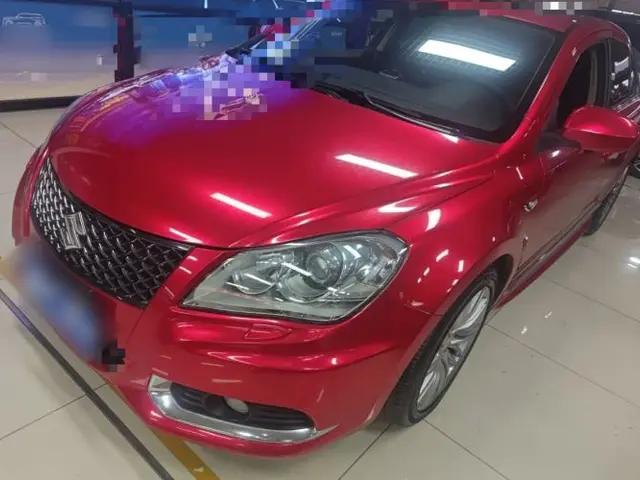 Suzuki Kizashi 2011 2.4L Two-Wheel Drive Sport with Navigation