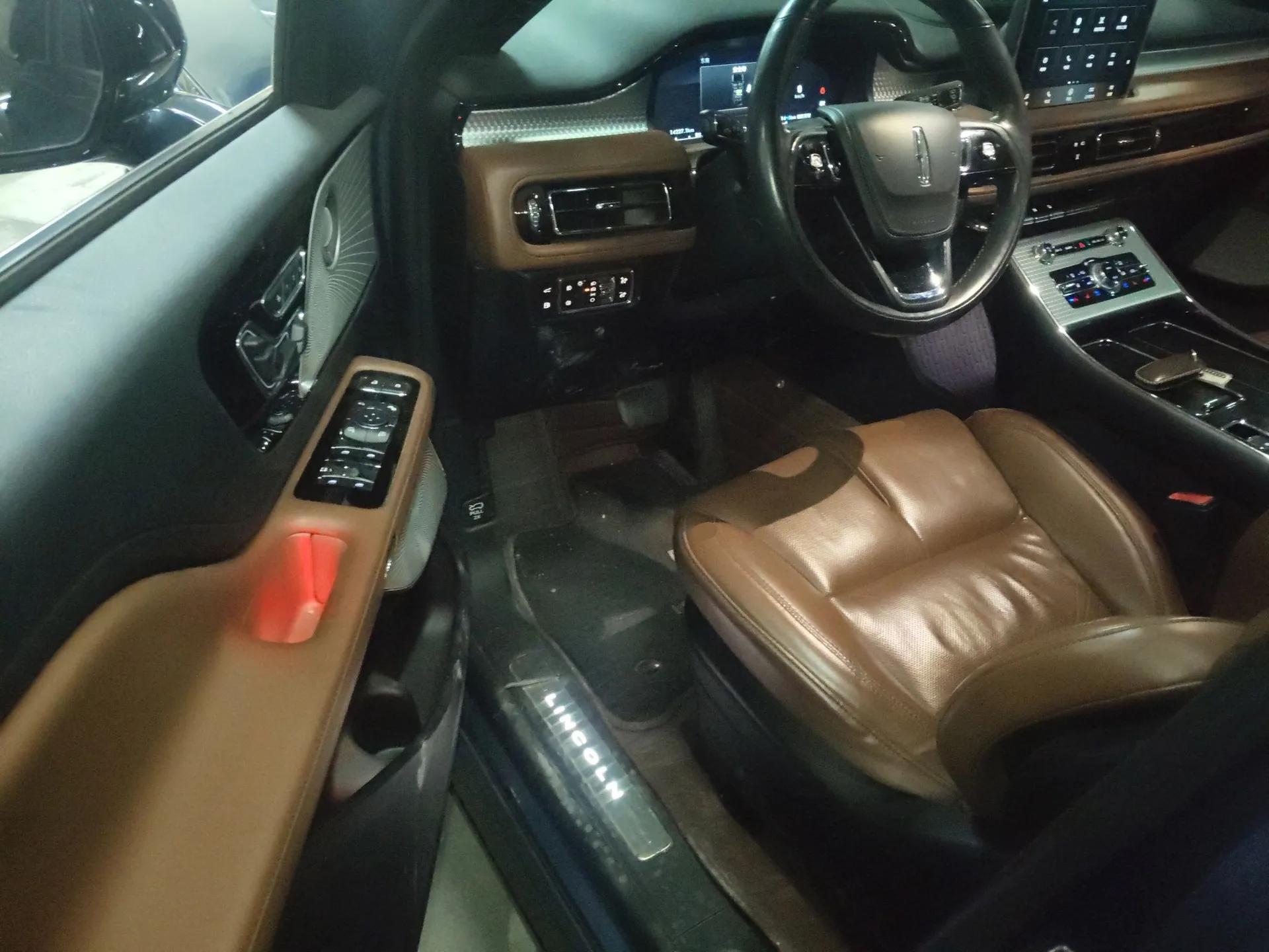Lincoln Aviator New Energy 2020 3.0T V6 All-Wheel-Drive High-Performance Plug-in Hybrid — миниатюра 17