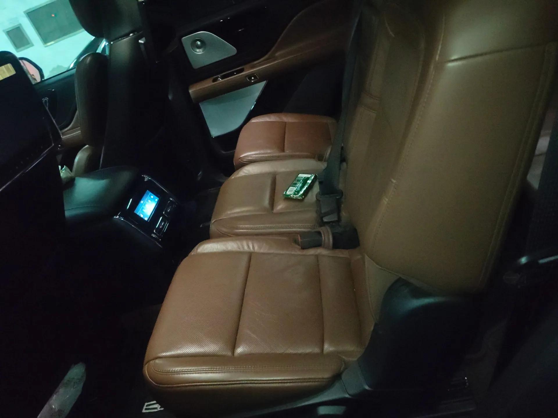Lincoln Aviator New Energy 2020 3.0T V6 All-Wheel-Drive High-Performance Plug-in Hybrid — миниатюра 18