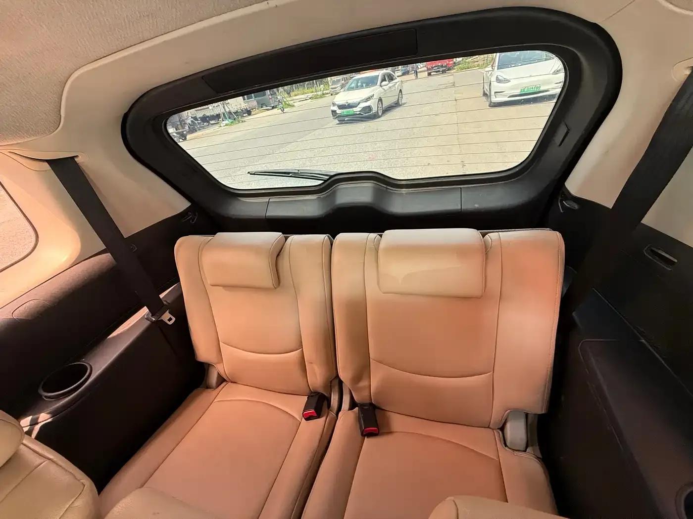 Mazda 5 2008 2.0 Automatic Luxury — миниатюра 6