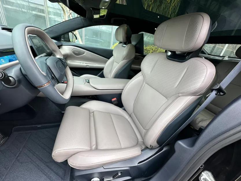 Lynk & Co Z10 2025 STARBUFF 95 kWh 680 km All-Wheel Drive Intelligent Driving — миниатюра 12