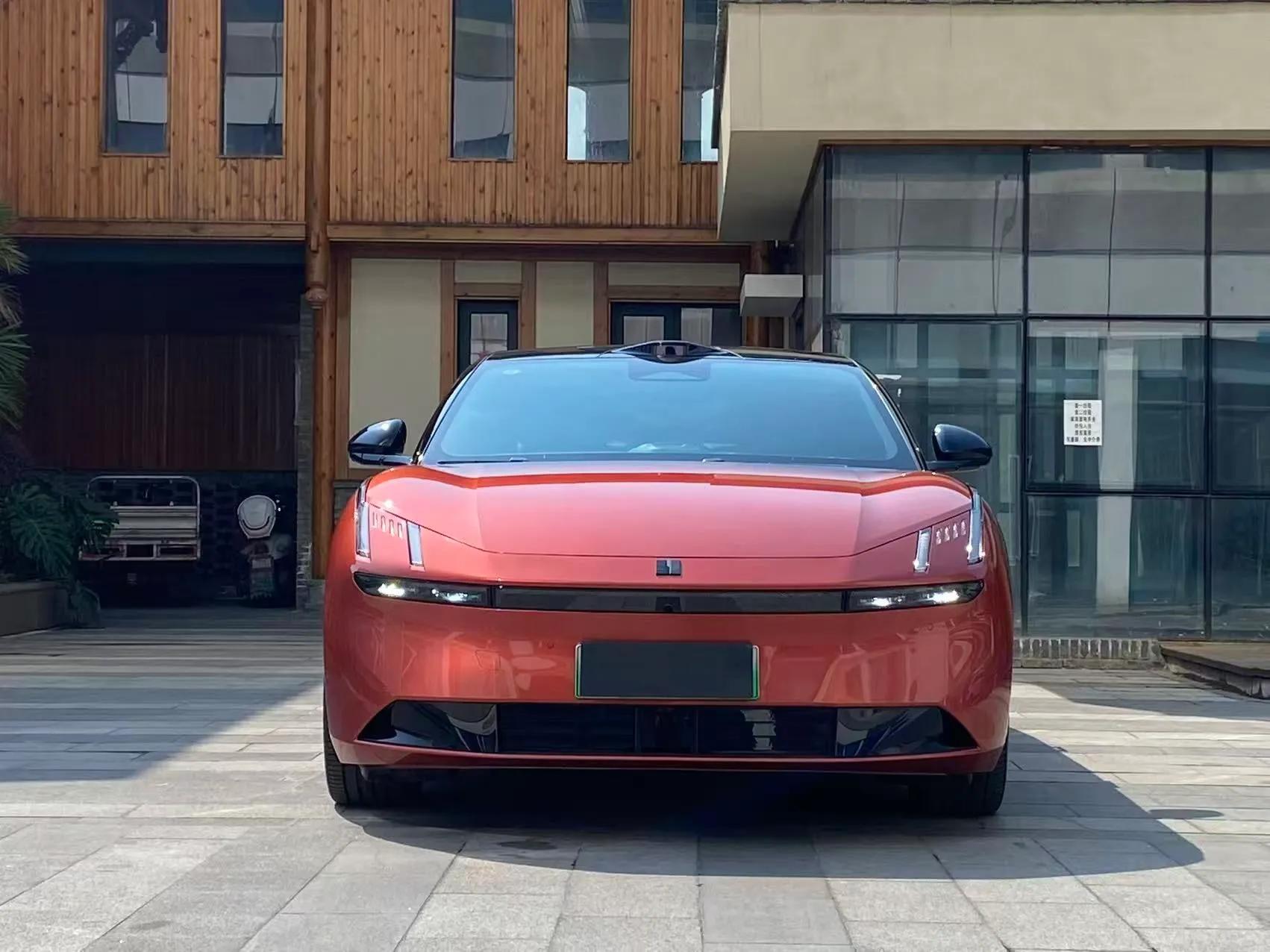 Lynk & Co Z10 2025 95 kWh 702 km All-Wheel Drive Intelligent Driving Ultra — миниатюра 2