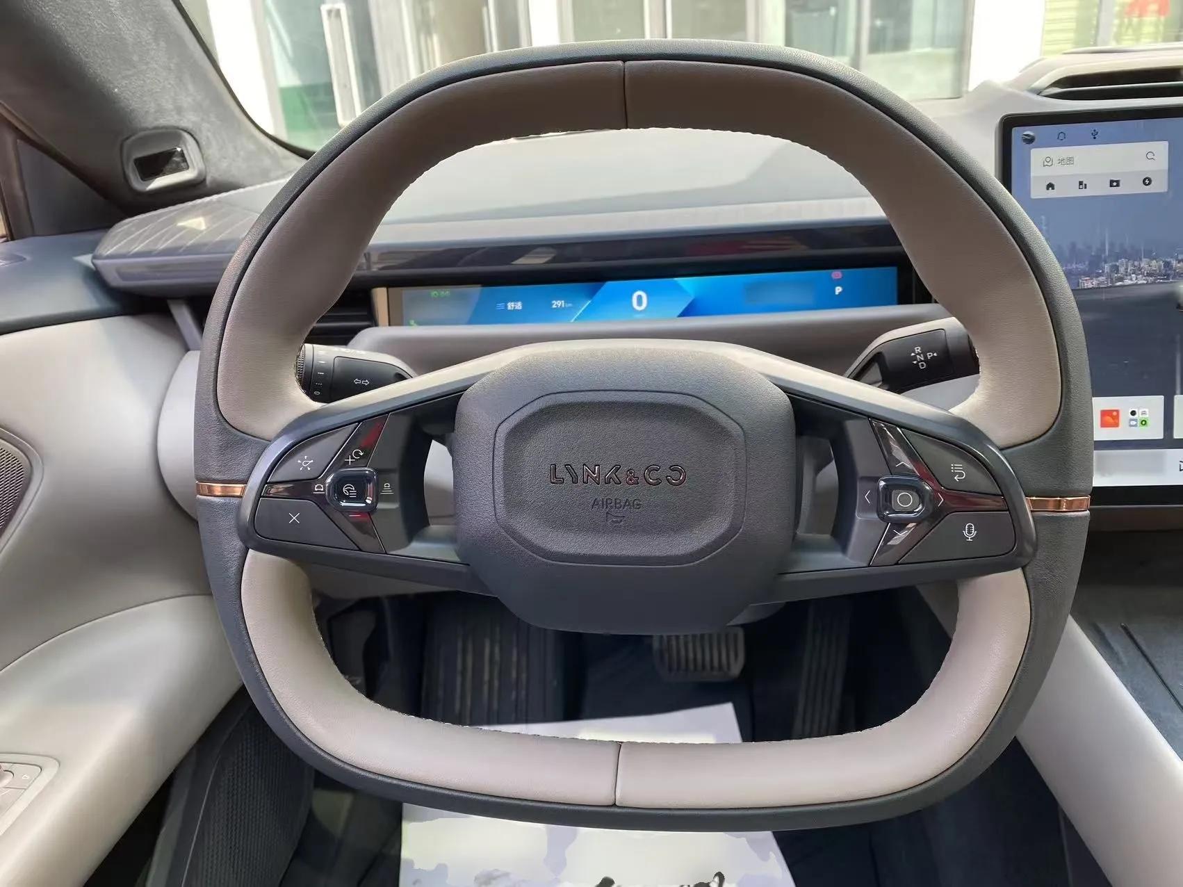 Lynk & Co Z10 2025 95 kWh 702 km All-Wheel Drive Intelligent Driving Ultra — миниатюра 13