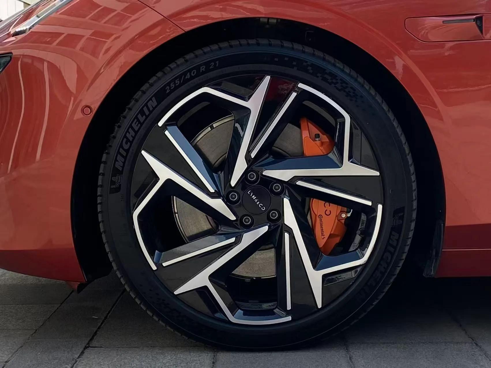 Lynk & Co Z10 2025 95 kWh 702 km All-Wheel Drive Intelligent Driving Ultra — миниатюра 9
