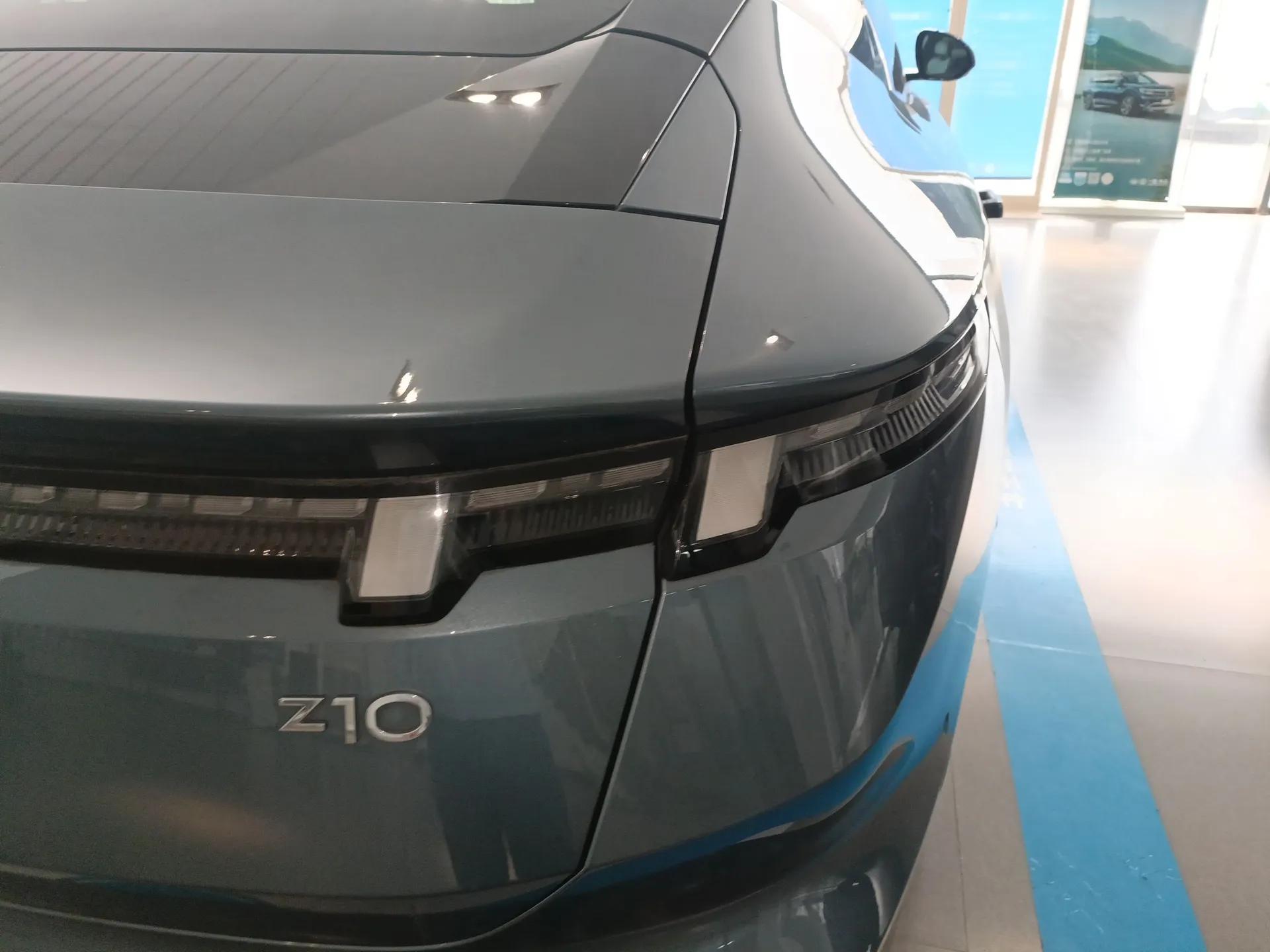 Lynk & Co Z10 2025 95 kWh 702 km All-Wheel Drive Intelligent Driving Ultra — миниатюра 8