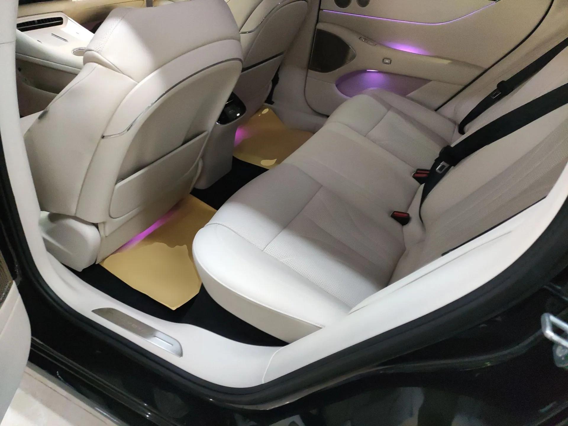 VOYAH Lantu Chiguang L 2026 Four-Wheel-Drive Ultra — миниатюра 19