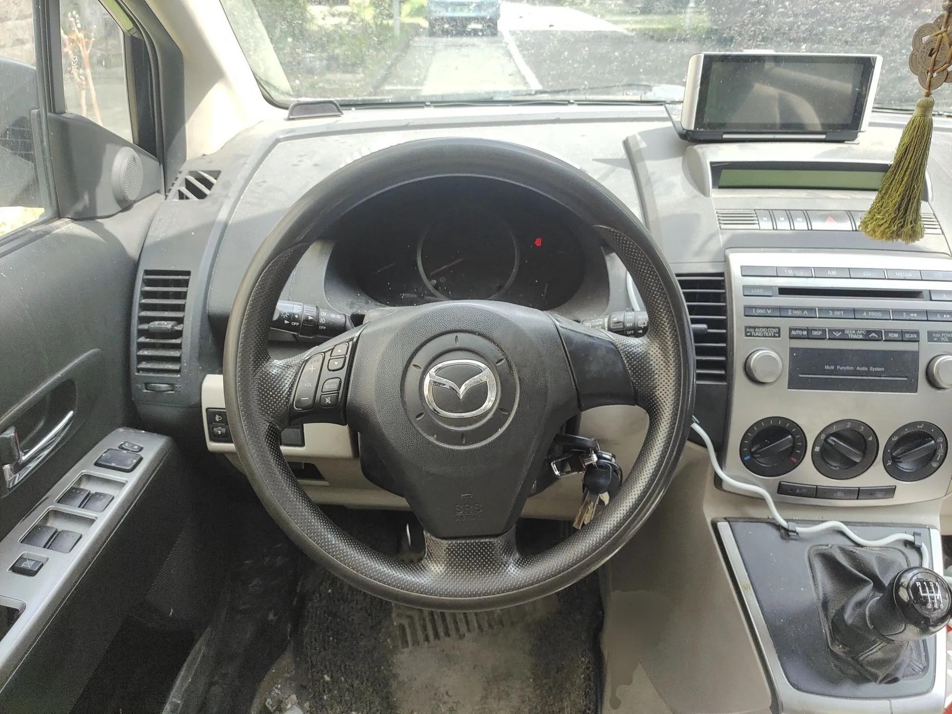Mazda 5 2008 2.0 Manual Comfort Version — миниатюра 11
