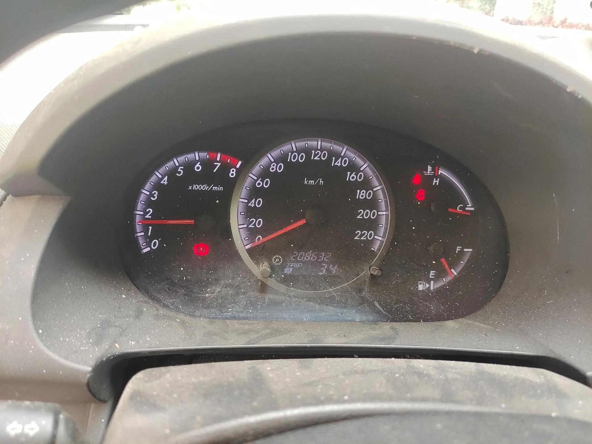 Mazda 5 2008 2.0 Manual Comfort Version — миниатюра 12