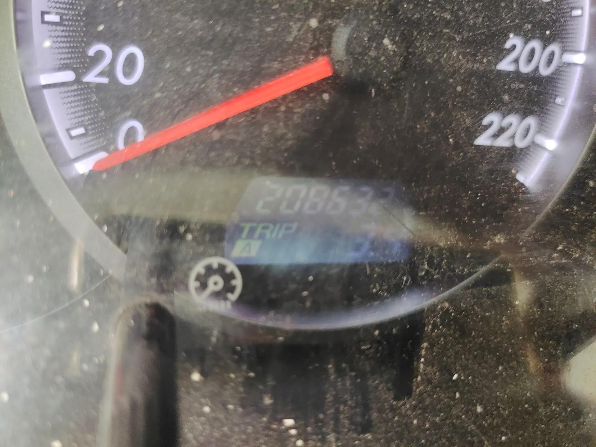 Mazda 5 2008 2.0 Manual Comfort Version — миниатюра 13