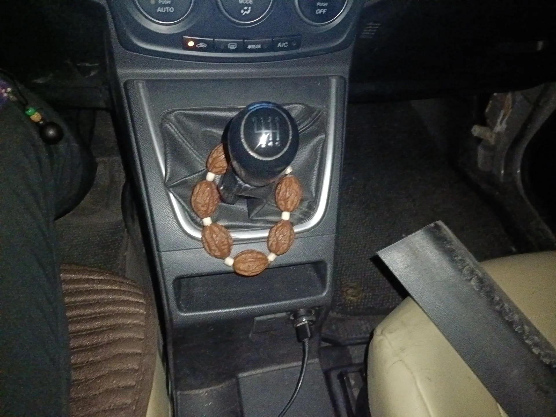Mazda 5 2011 2.0L Manual Comfort Edition — миниатюра 15